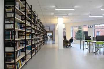 Podłoga w bibliotece